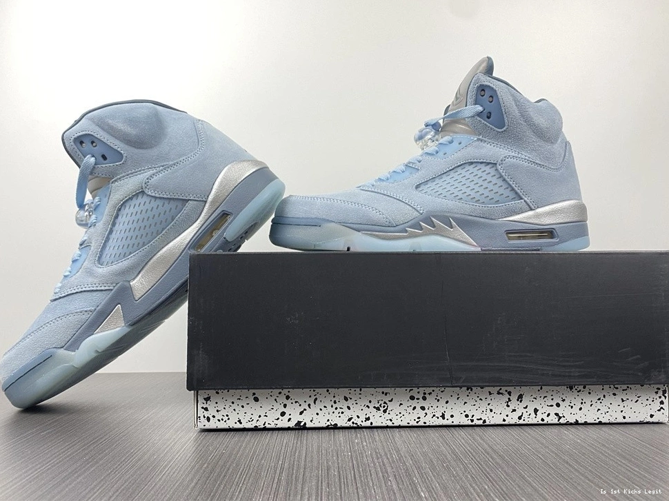 DD9336-400 (W) Bluebird Retro - Jordan 5 1224
